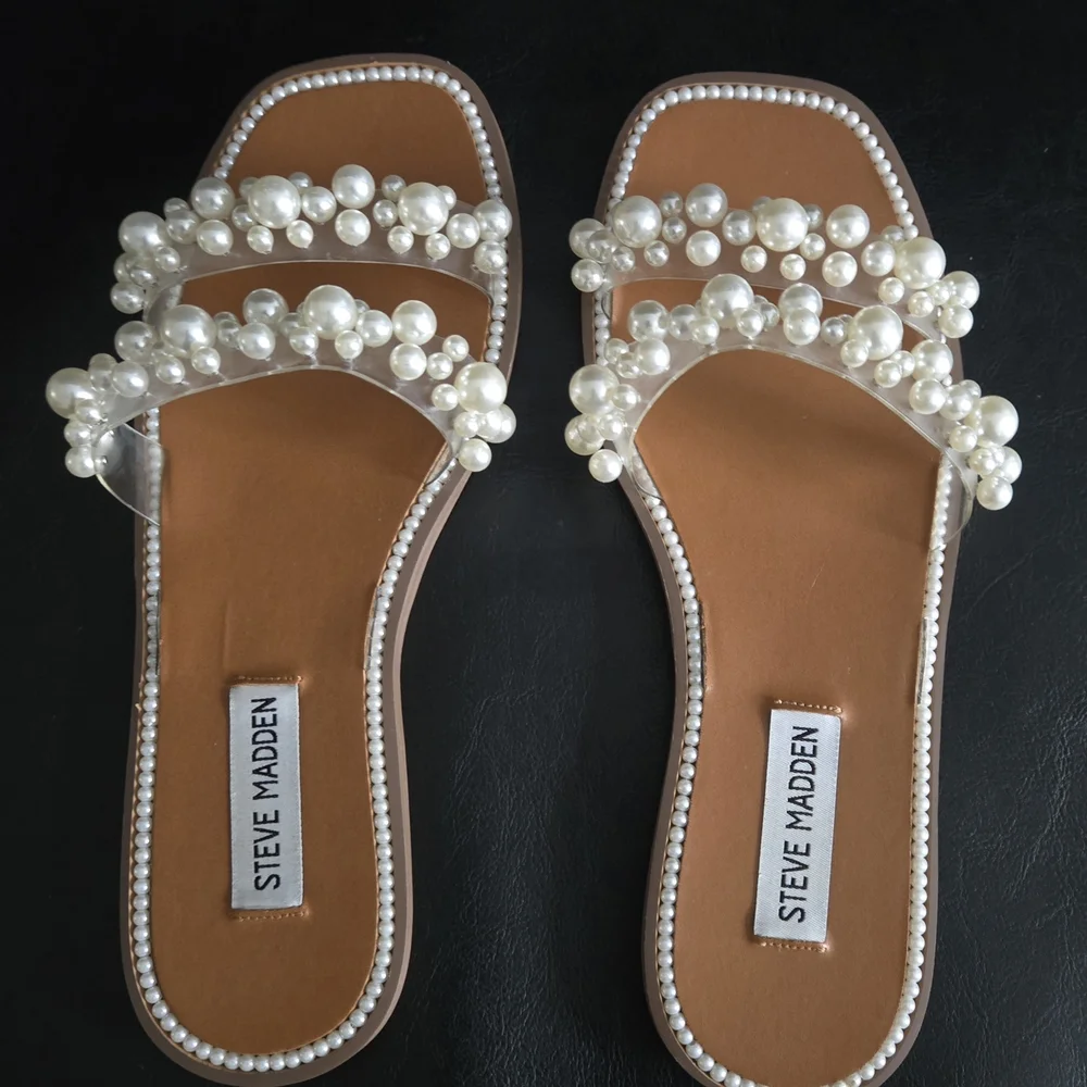 Steve Madden Pearl Embellished Tan Sandals - Picture 6 of 7
